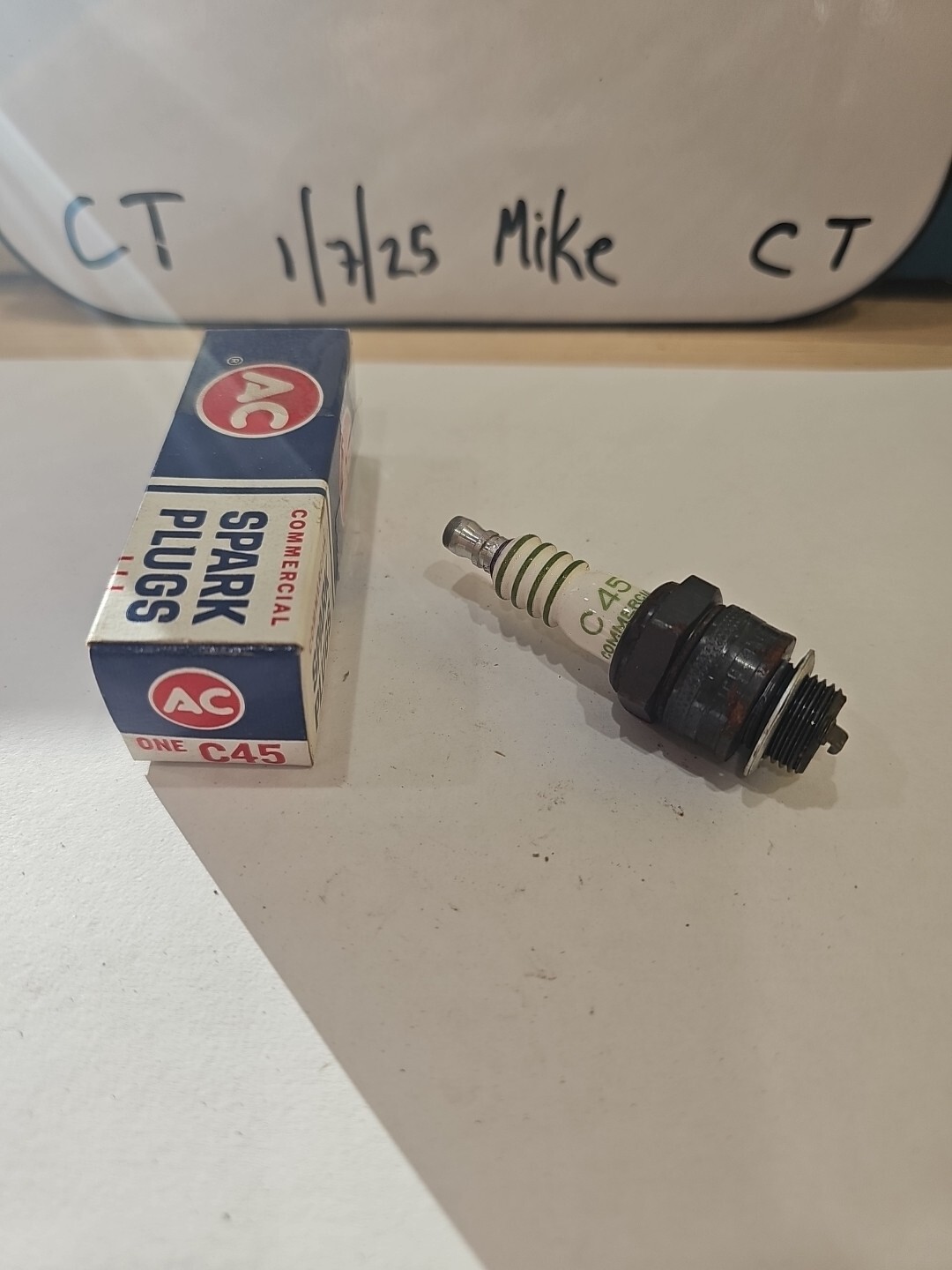 (1) C45 Commercial AC Spark Plug