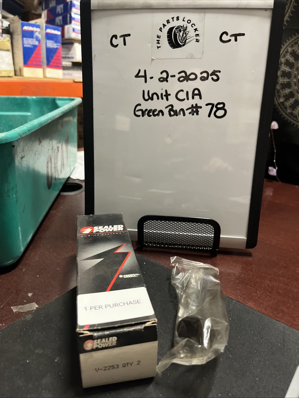 1 Engine Exhaust Valve Sealed Power V-2253 NOS (11B1-1)