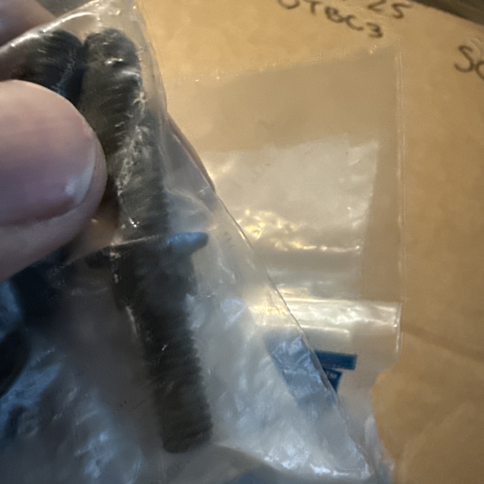 (1) FORD BOLT W302482 Sold Individually - Image 3