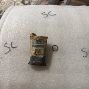 (1) Ford Snap Ring 370479-S Sold Individually
