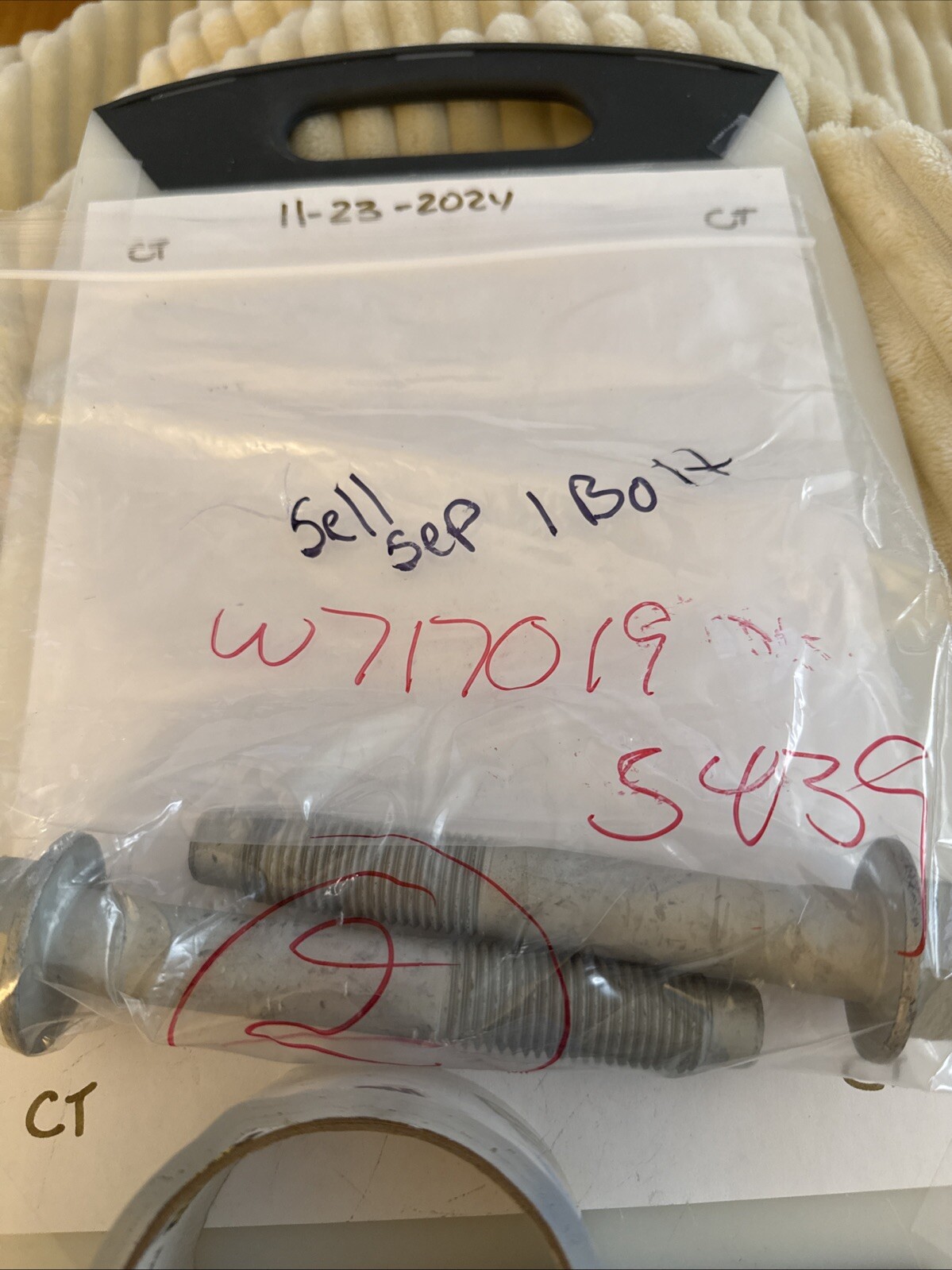 (1) Genuine Ford Bolt And Washer Assembly Hex.Head W717019-S439sold Individually