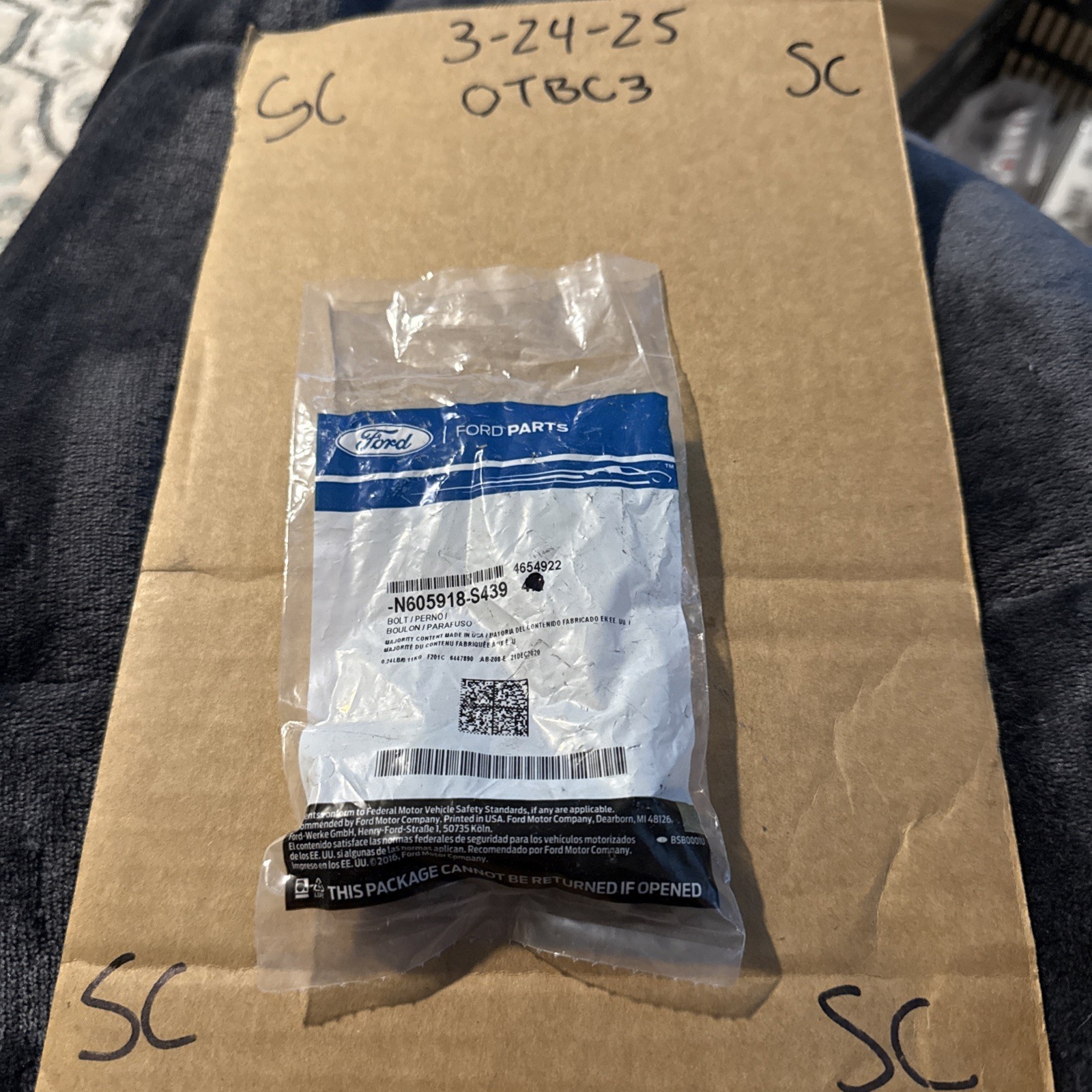 (1) Genuine Ford Bolt N605918-S439 Sold Individually