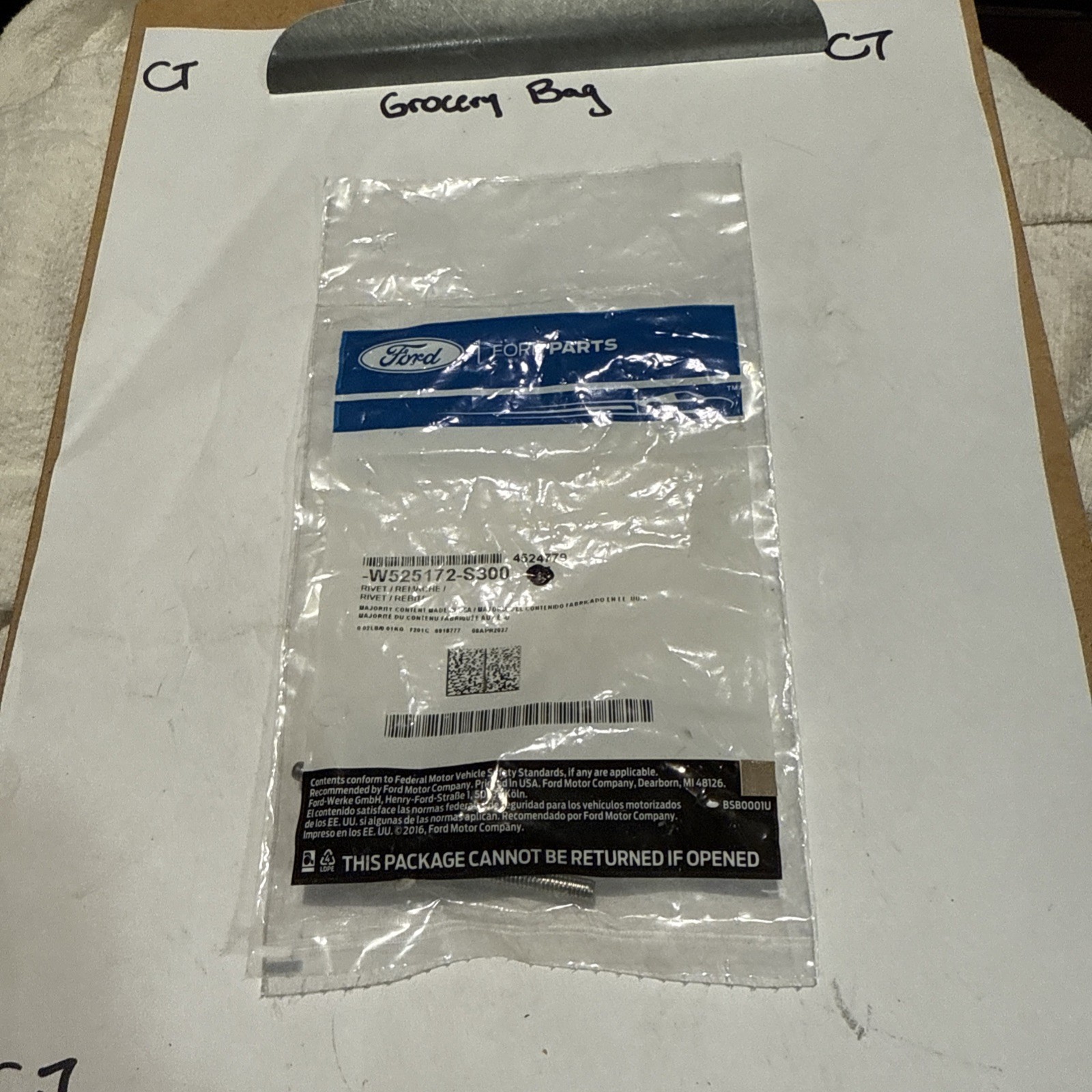 (1) Genuine Ford Handle Rivet -W525172-S300 Sold Individually