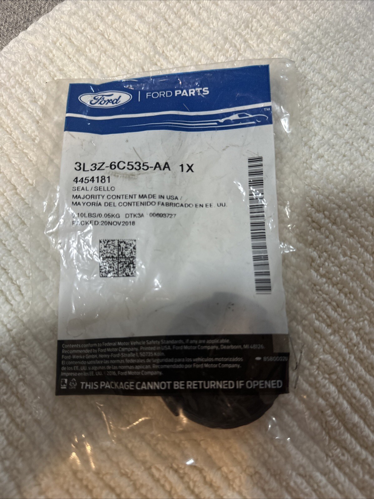 (1)OEM FORD VCT Variable Camshaft Timing Control Solenoid Valve Seal 3L3Z6C535AA