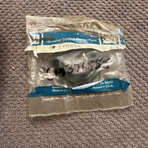 2 NOS GM 376855 Axle Spindle Seal Front Inner,Front Outer