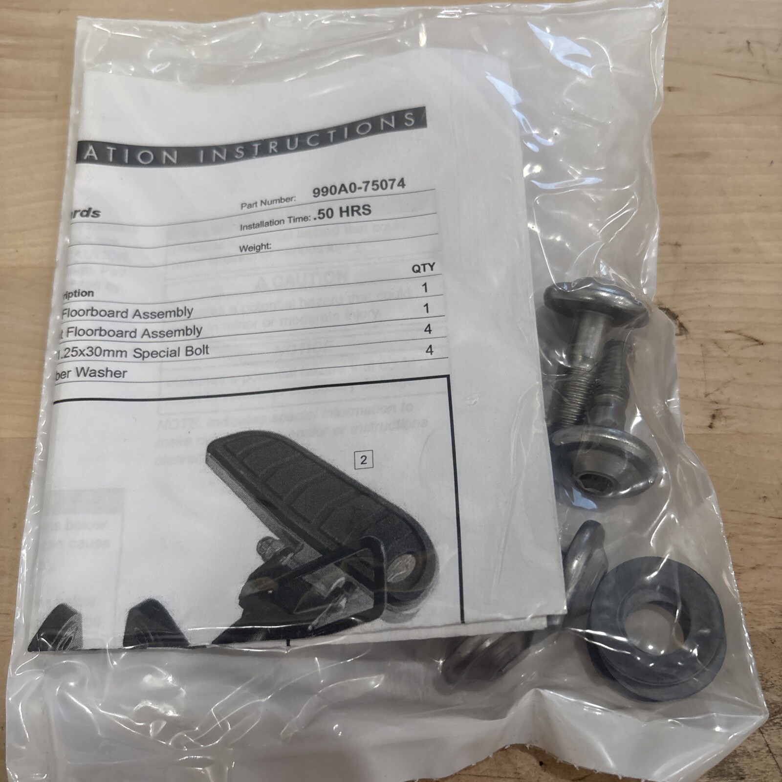 2009-2010 Suzuki Boulevard C50/M50 Rear Floorboards Foot Rests 990A0-75074 - Image 3