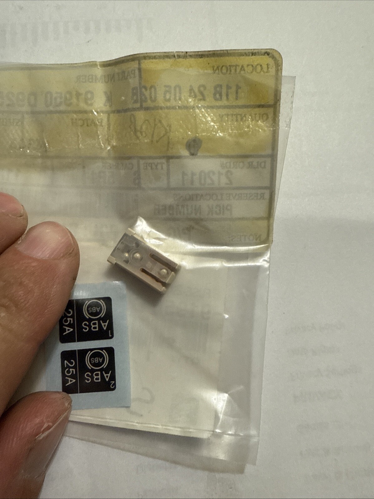 91950D9250QQK - FUSE-25A - Kia - Image 3