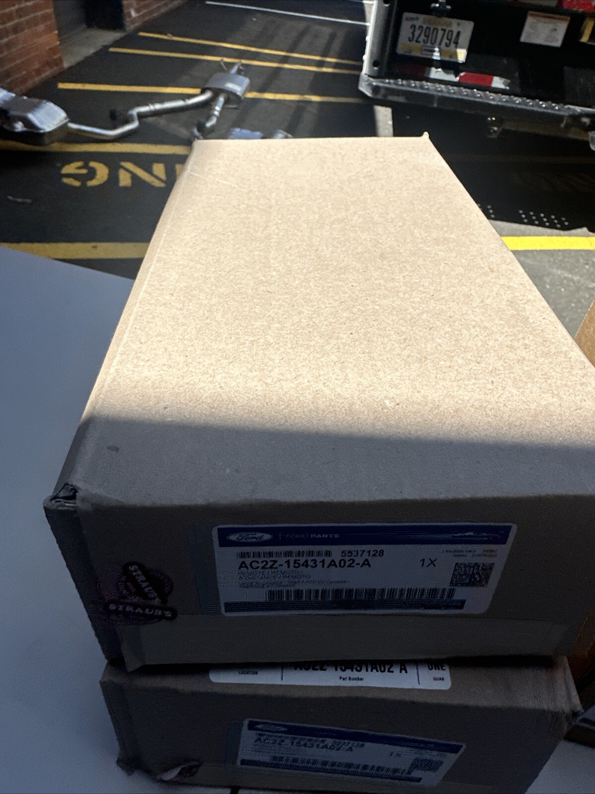 92 thru 19 Econoline E150 E250 E350 OEM Ford Back Rear RH Door Latch w Cable/Rod - Image 3