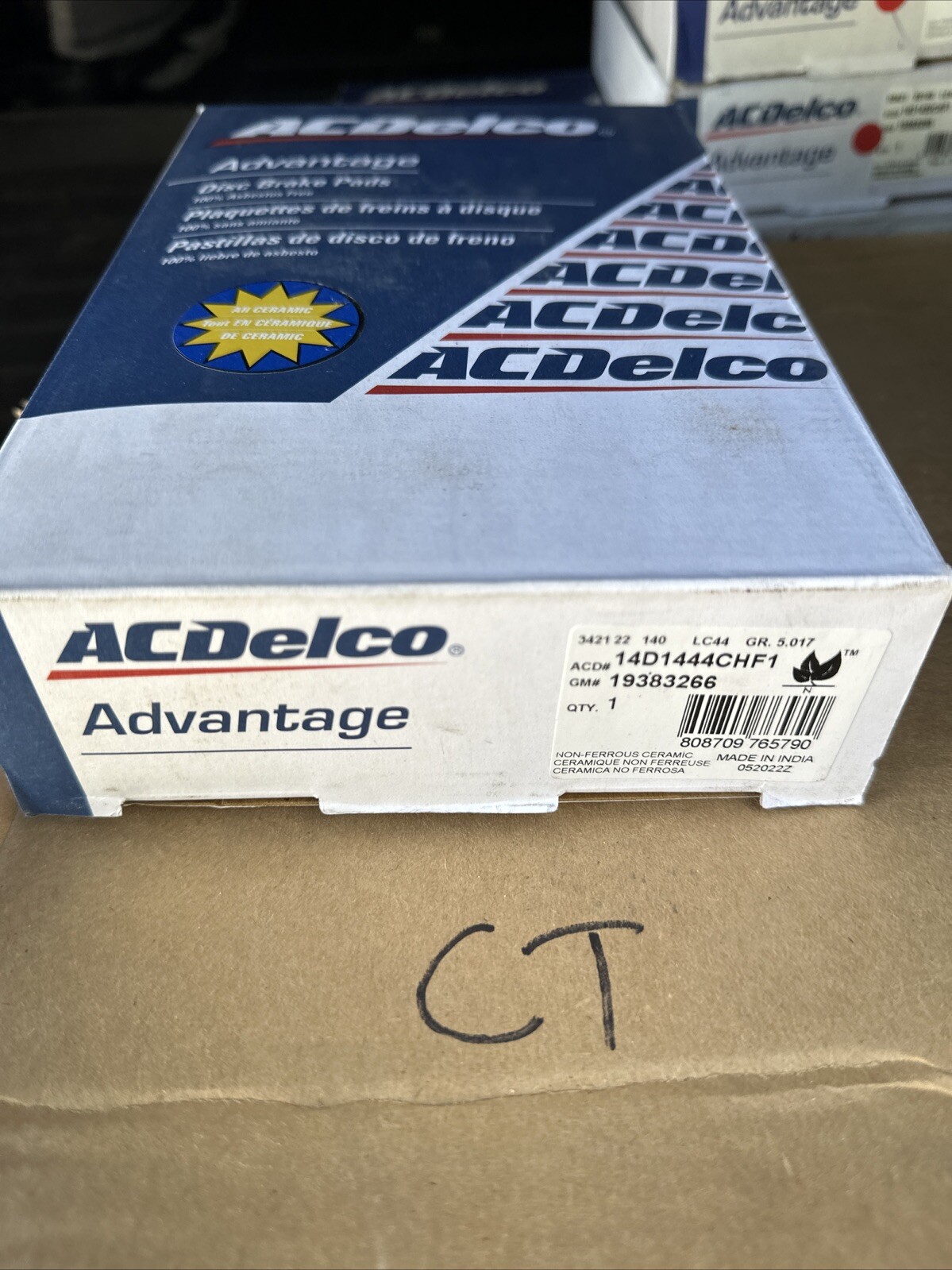 ACDelco 14D1444CHF1 Front Disc Brake Pads Ceramic