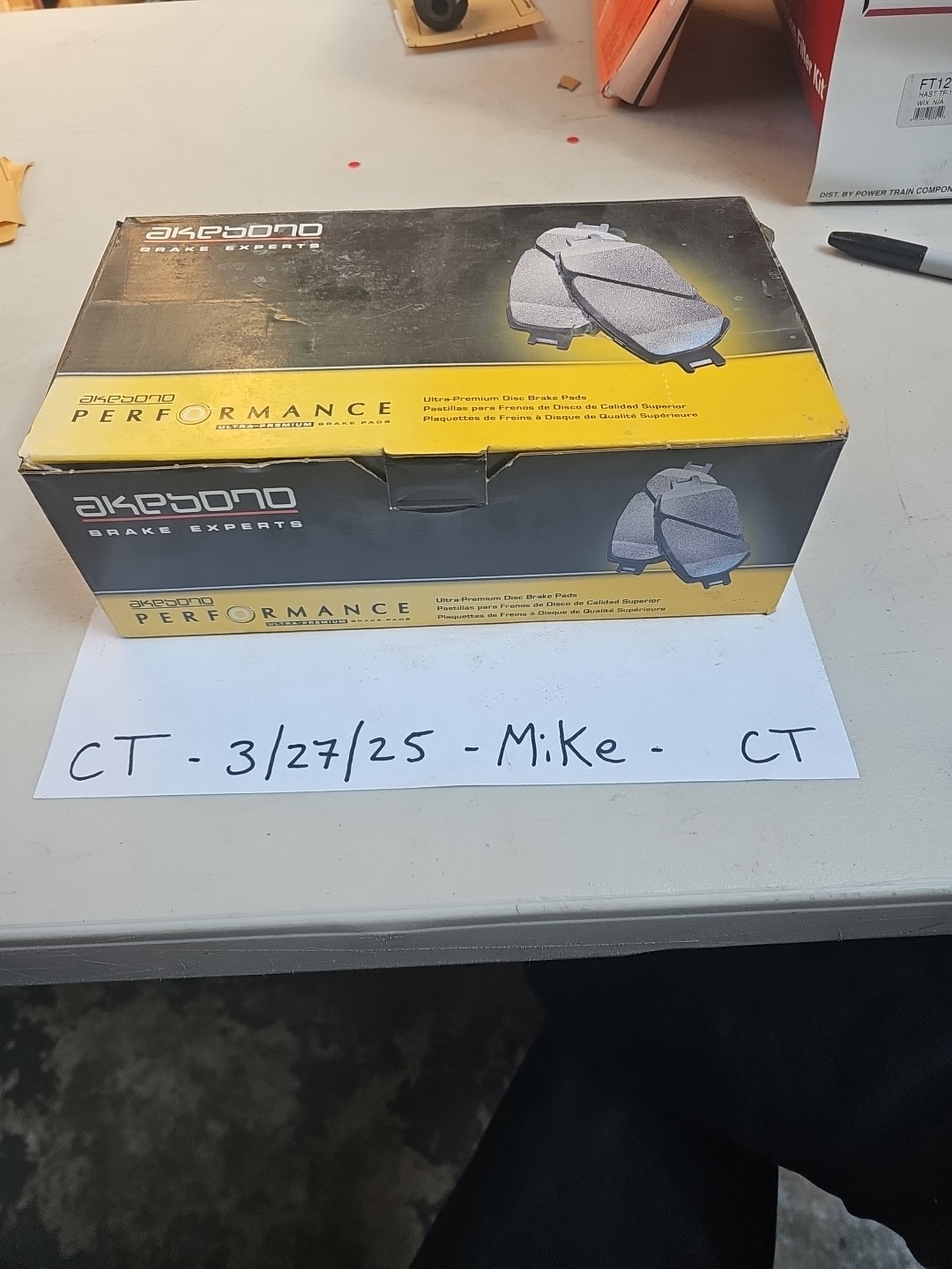 Akebono Asp909 Disc Brake Pad Set For Select 01-10 Chevrolet Gmc Models - Image 3