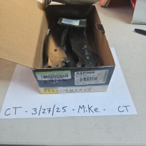 Akebono Asp909 Disc Brake Pad Set For Select 01-10 Chevrolet Gmc Models