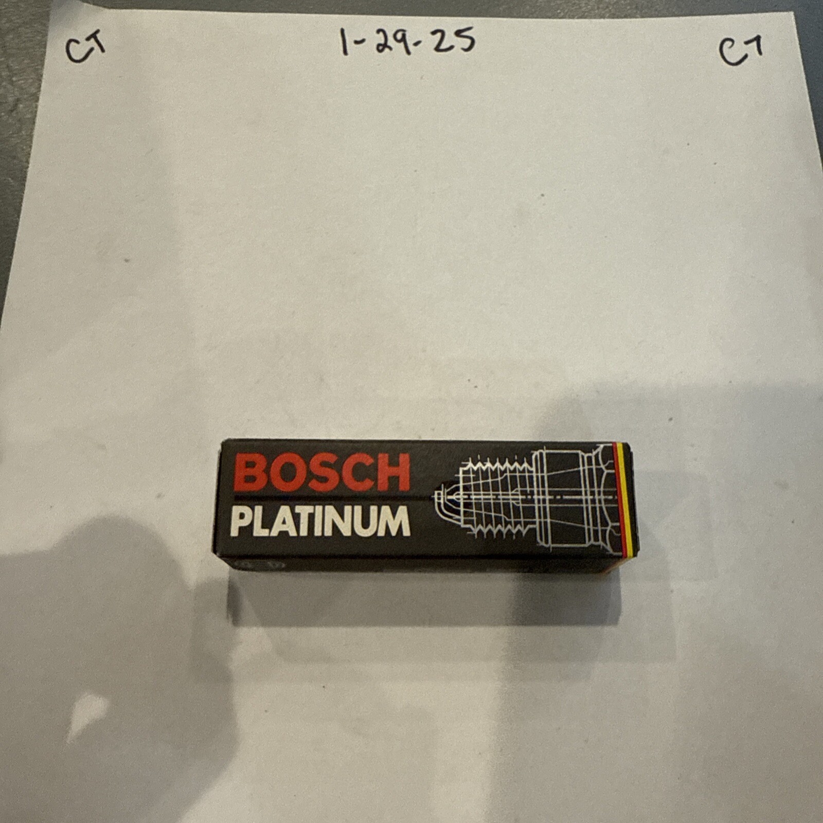 Bosch Platinum WR5DP Spark Plug - Image 5