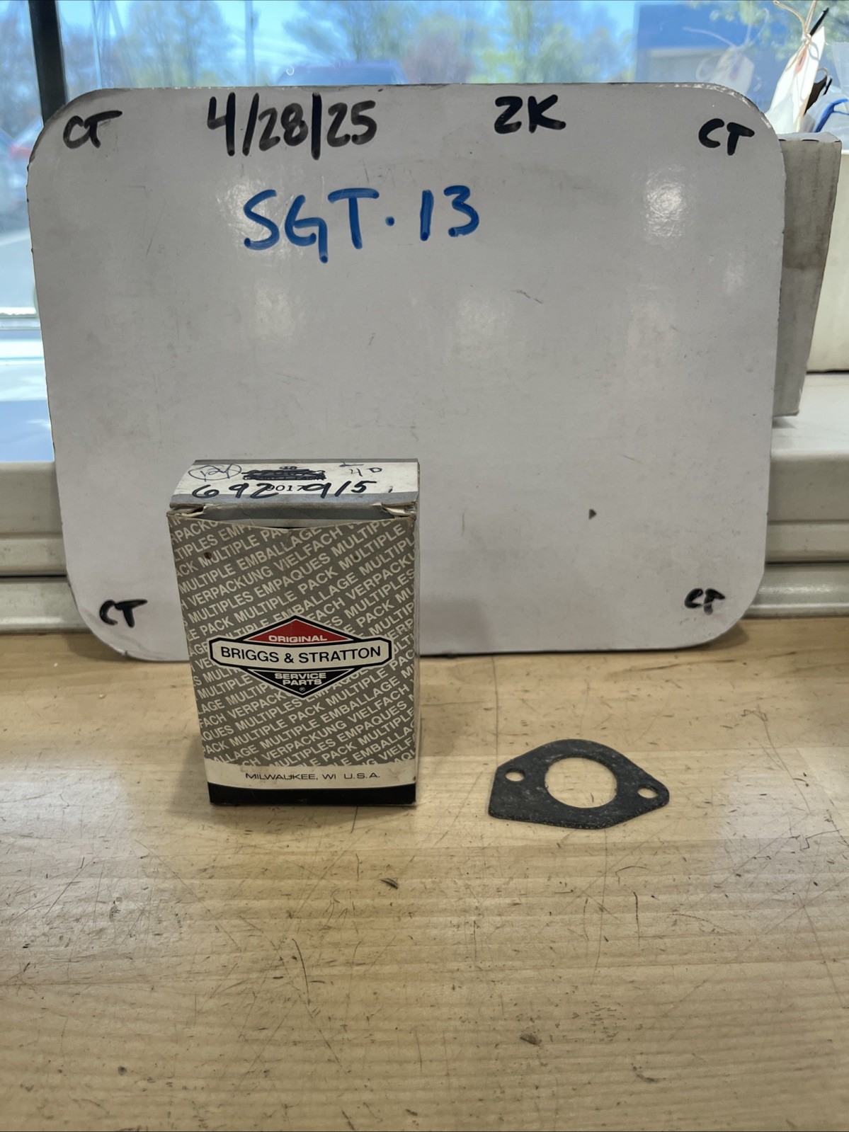 Briggs & Stratton 692915 Gasket-Intake (Sold Individually) No Box