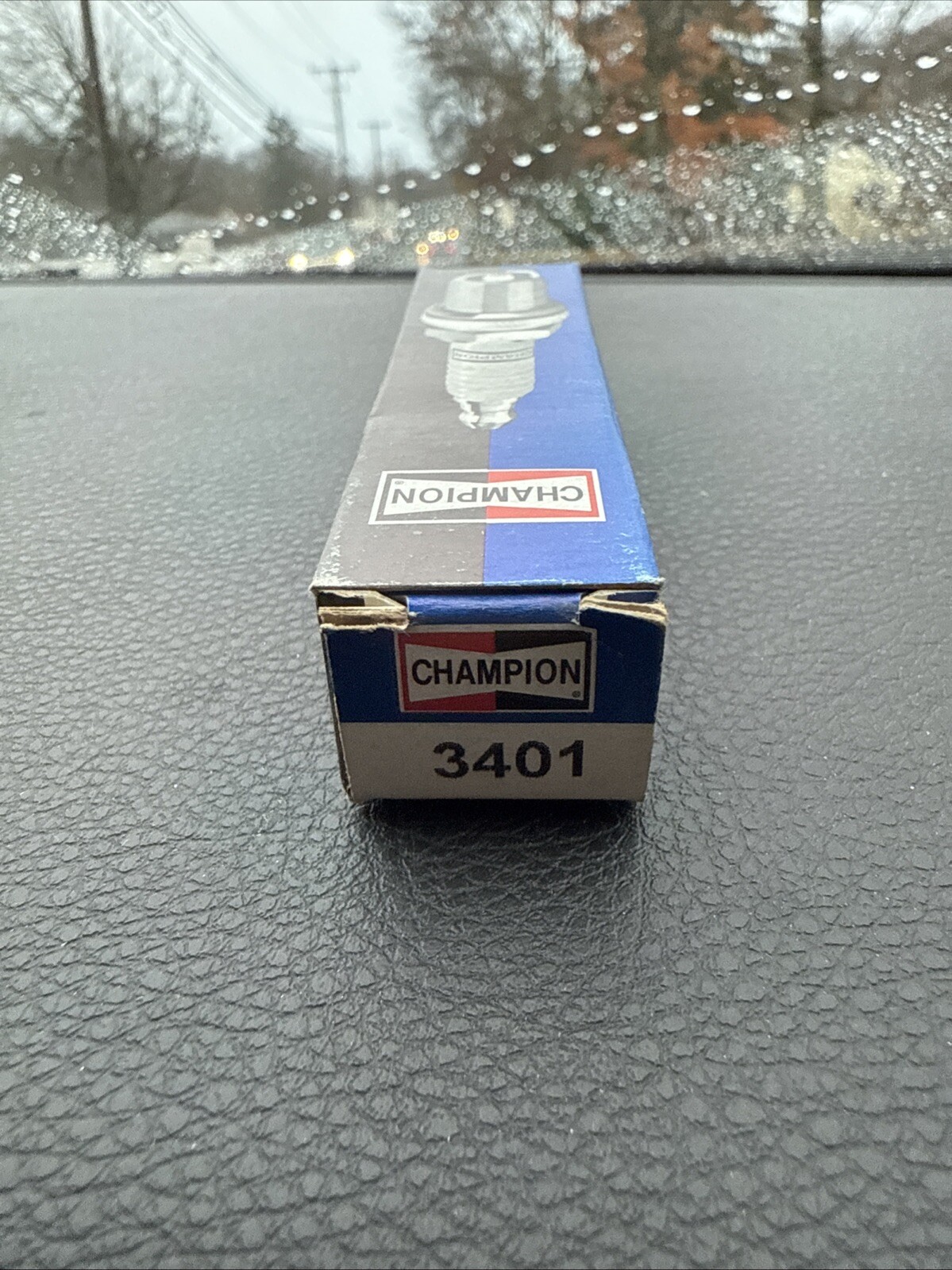 Champion Platinum Power 3401 Spark Plug (Carton of 1) - RS10PYC4