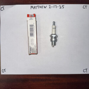 Champion Spark Plug 327 Champion Copper Plus Small Engine- Boxed - RL87YC