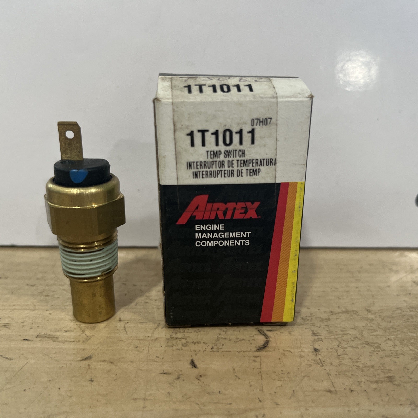 Coolant Temp Switch Airtex 1T1011 - Image 3