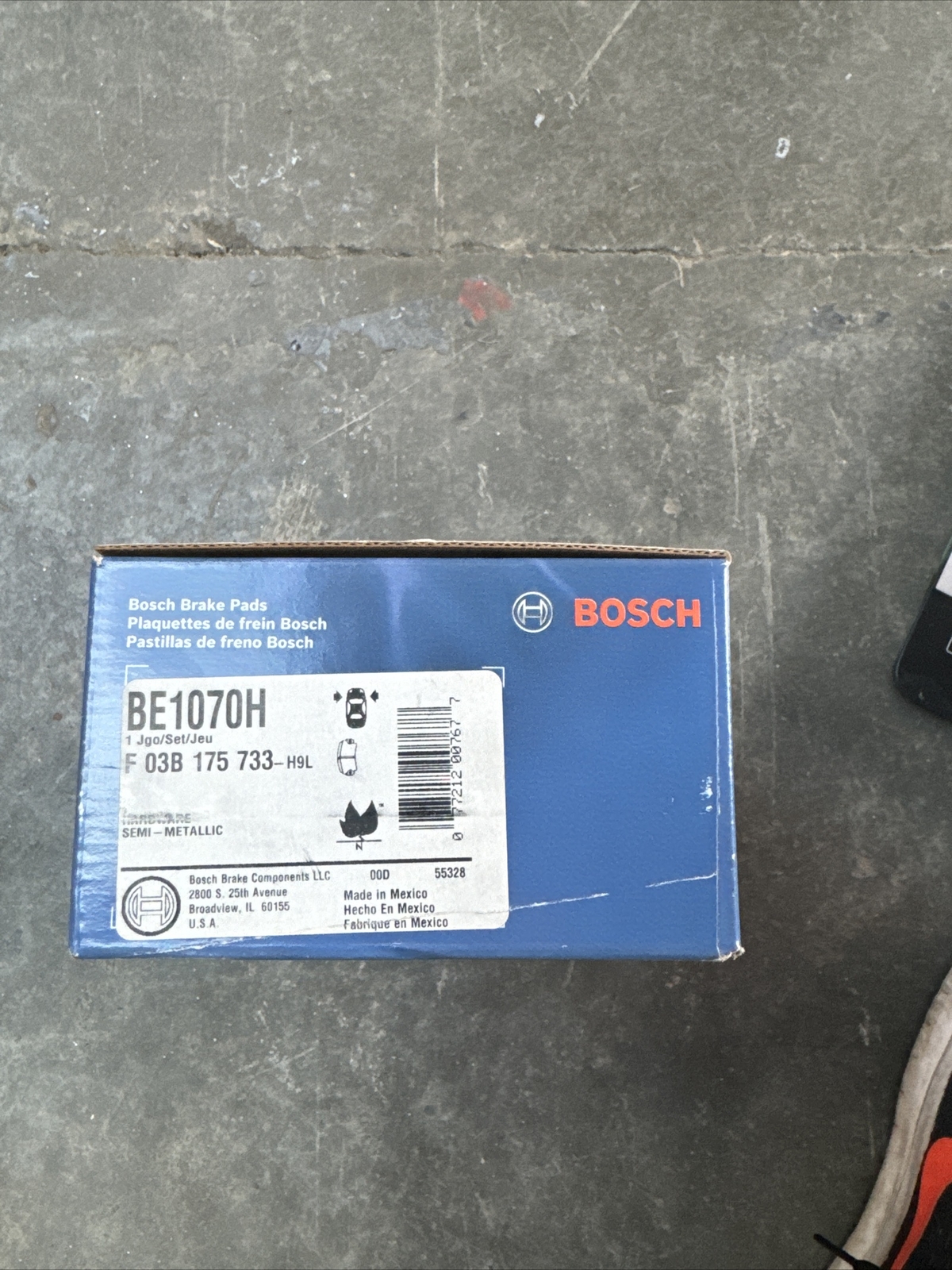 Disc Brake Pad Set-Blue Ceramic Brake Pads with Hardware Bosch BE1070H