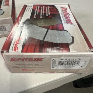 Disc Brake Pad Set-R-Line Ceramic Raybestos MGD1363CH