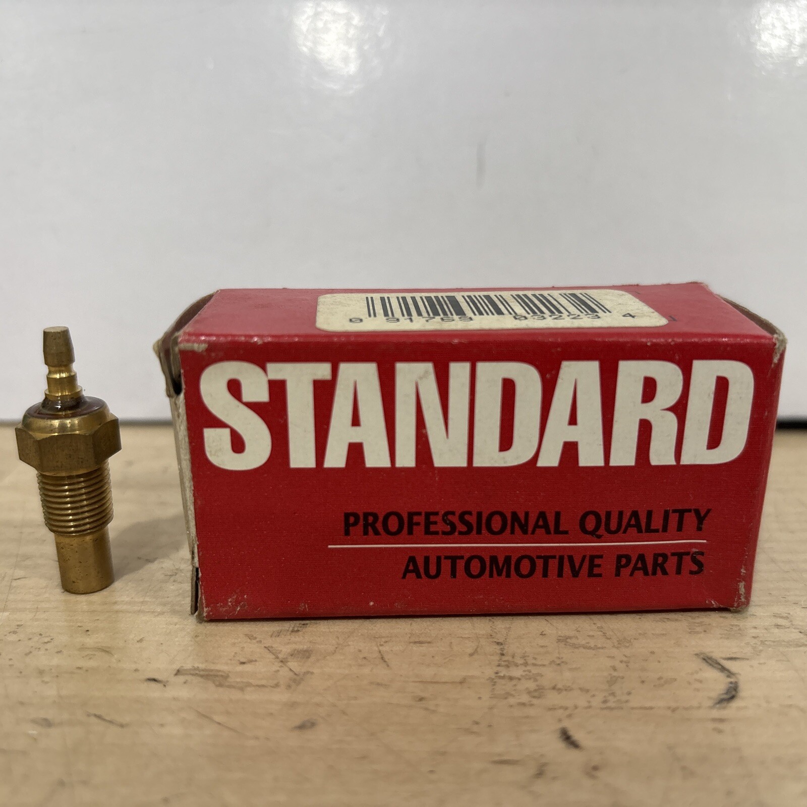 Engine Coolant Temperature Sender Standard 38-5017 / TS-86 - Image 3