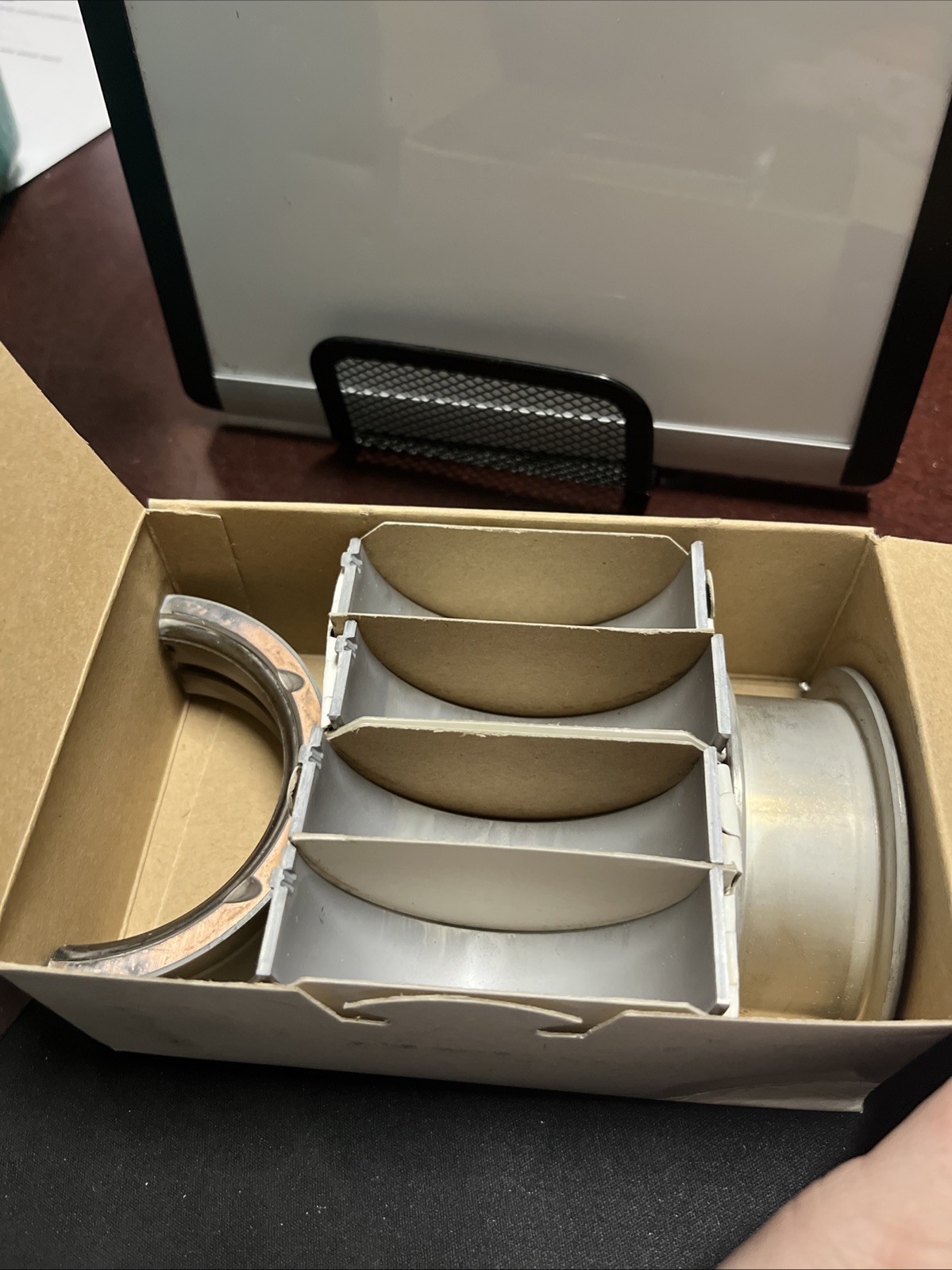 Engine Crankshaft Main Bearing Set Sealed Power 5037M - Image 3