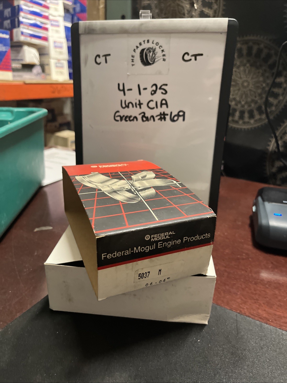 Engine Crankshaft Main Bearing Set Sealed Power 5037M