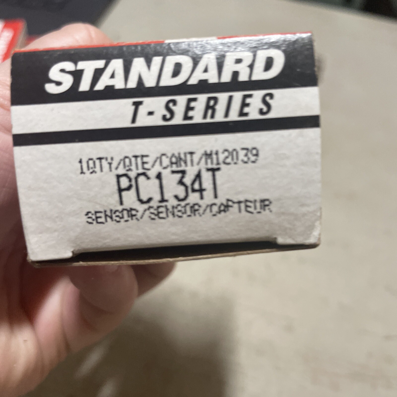 Engine Crankshaft Position Sensor Standard PC134T - Image 4