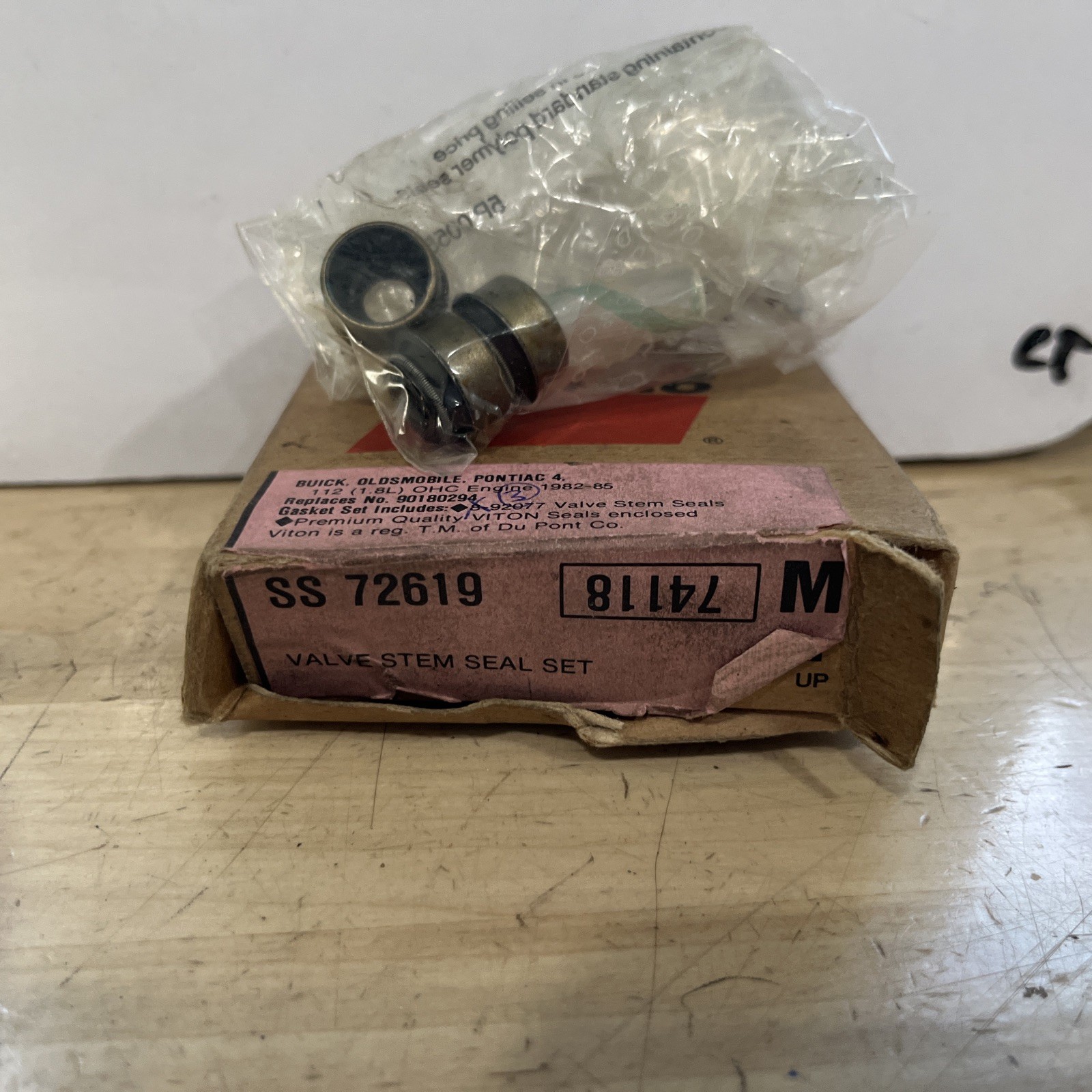 Engine Valve Stem Oil Seal Set-Seal Set Fel-Pro SS 72619 (3) - Image 4