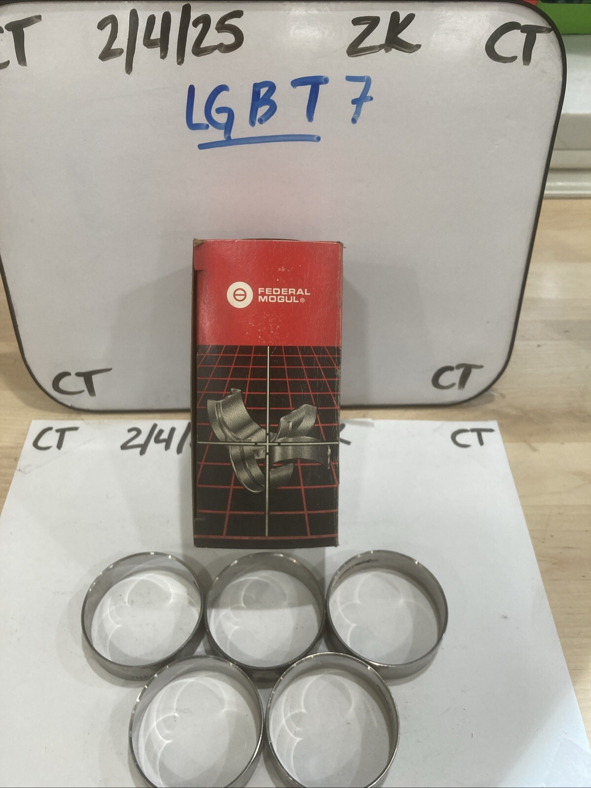 Federal Mogul Camshaft Bearing Set 2102M