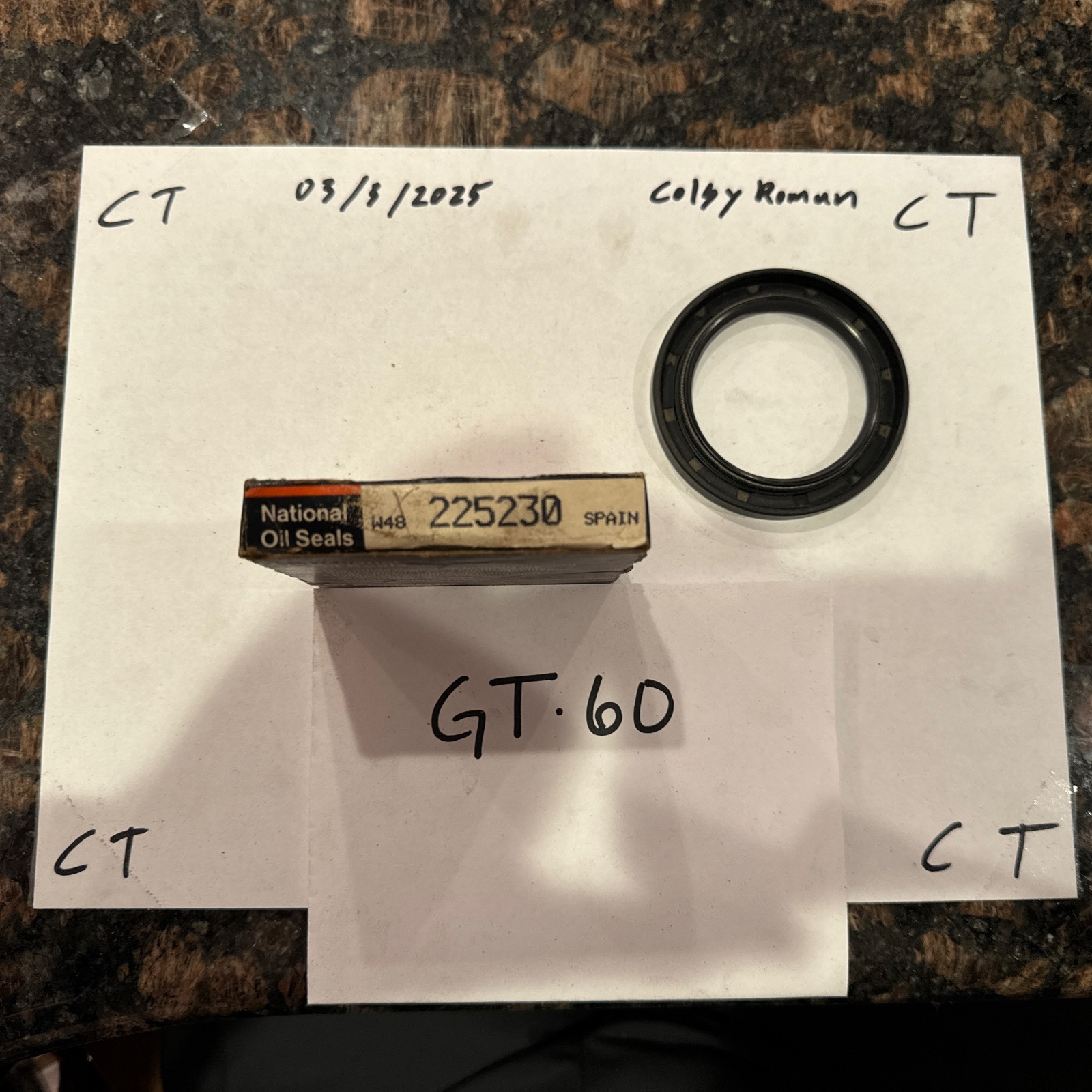 Federal Mogul oil seal 225230 - Image 3