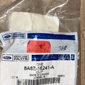 Ford 8A8Z-16241-A Clip2009-2012 Ford Flex 8A8Z16241A