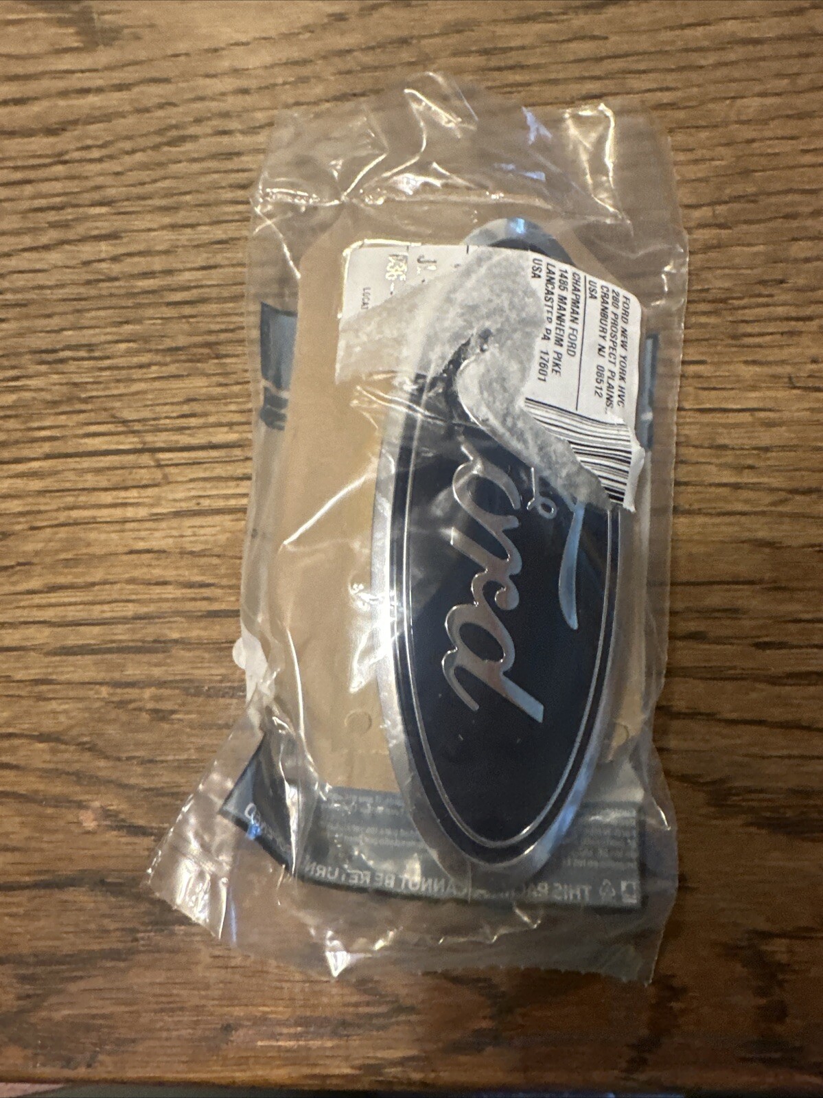 Ford Name Plate LJ6Z-7842528-B New & Sealed - Vehicle Fit Listed - Image 3