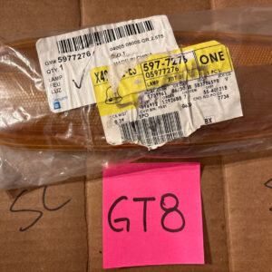 GM 5977276 RH Front Marker Lamp 1996-02 Chevy Explorer, GMC Savana NOS