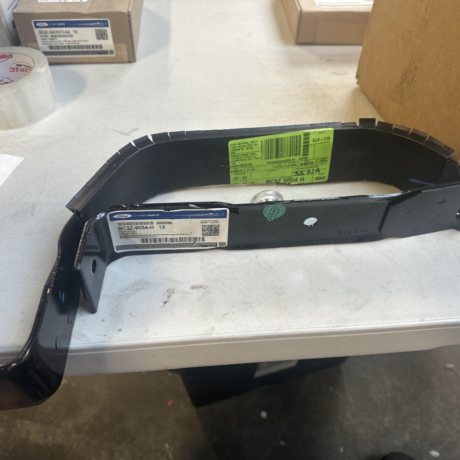 Genuine Ford F Series Super Duty 2011-2016 Fuel Tank Strap Assembly BC3Z-9054-H