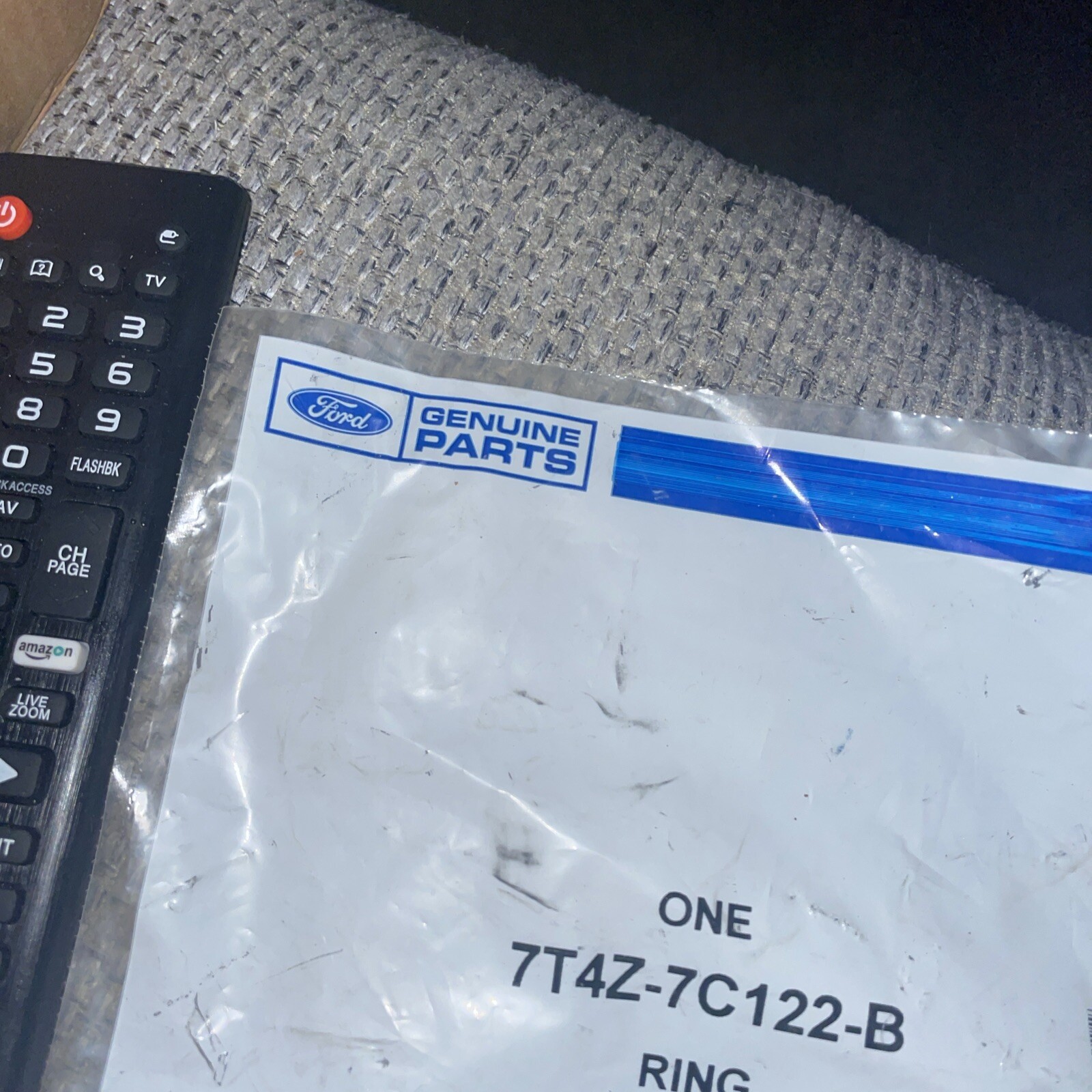 Genuine Ford Snap Ring 7T4Z-7C122-B - Image 4