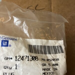 Genuine GM OEM 12471308 Plug Rear Axle Housing Drain NOS