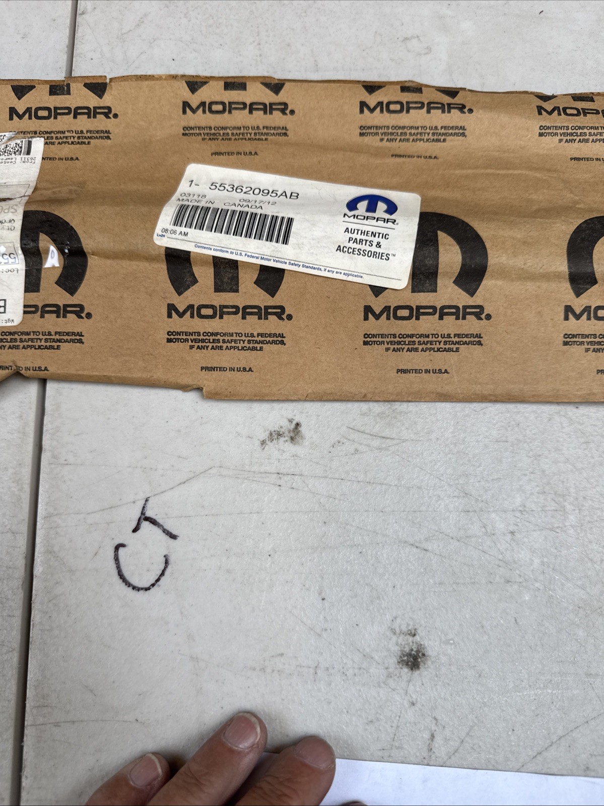 Genuine Mopar 55362095AB Seal-Front Door 2004 Dodge Durango Nos OEM