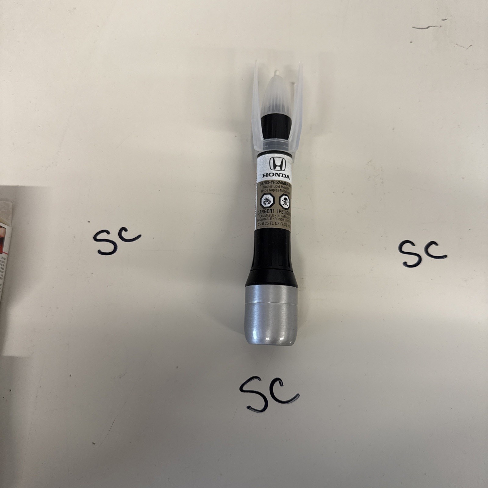 Genuine OEM Honda Touch Up Paint Pen - YR524M Naples Gold Metallic