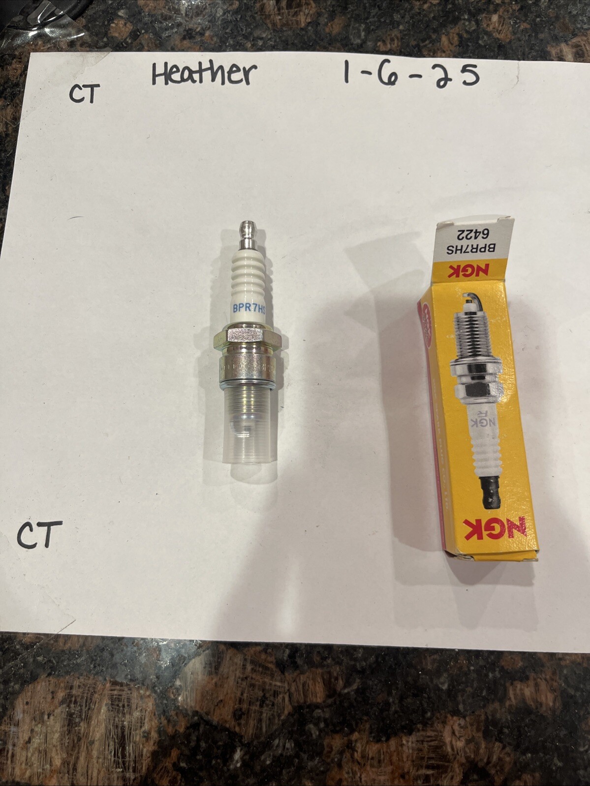 Genuine OEM NGK BPR7HS (6422) Spark Plug - Image 3