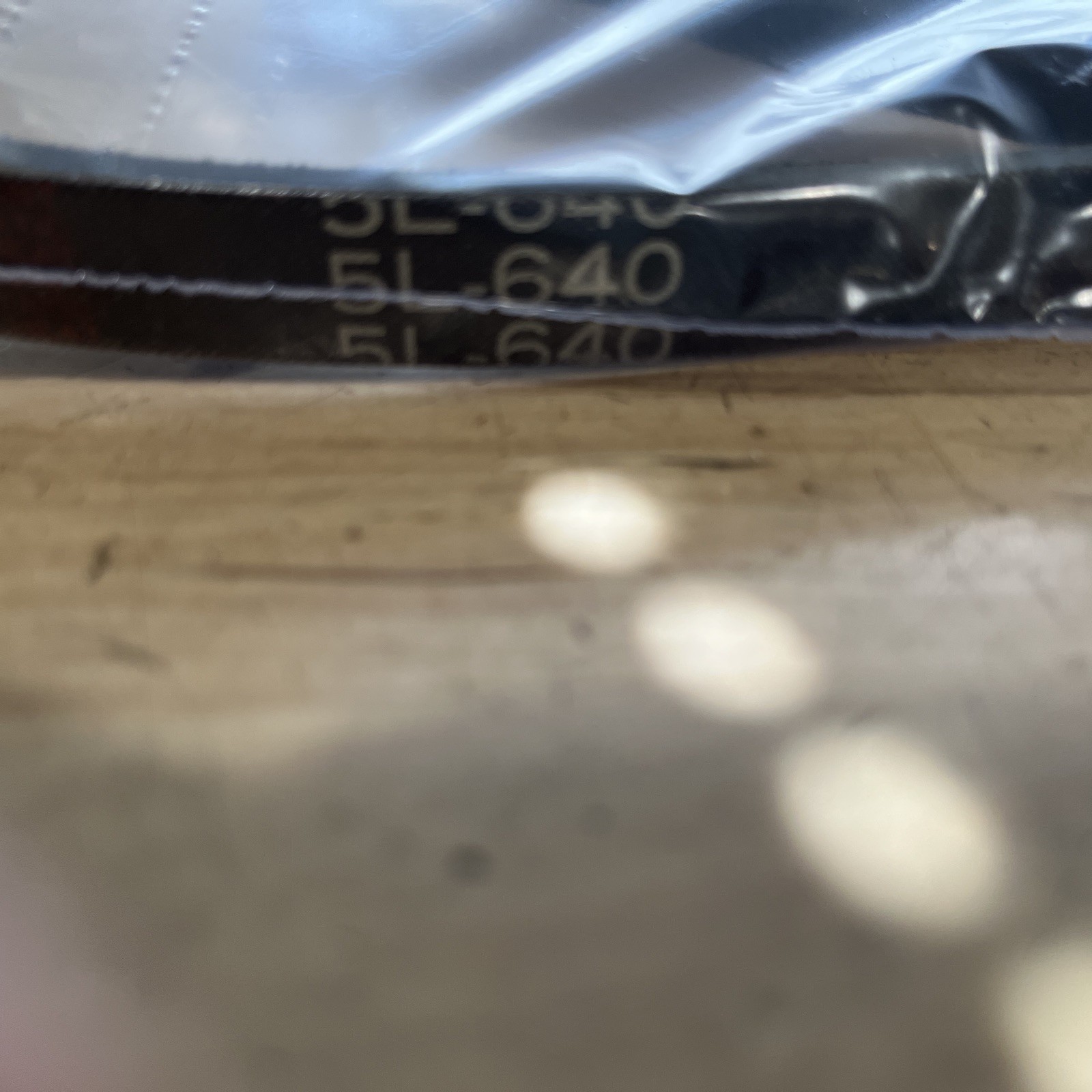 Industrial & Lawn Mower V Belt B61 (5/8" x 64") 5L640 - Image 3