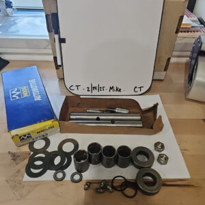 Moog King Pins 8559B