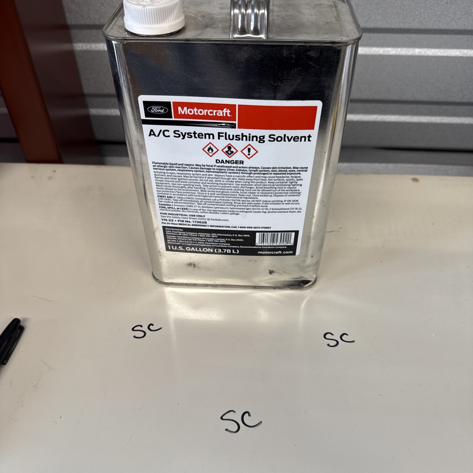 Motorcraft YN-23. 1 gal A/C Flush Solvent