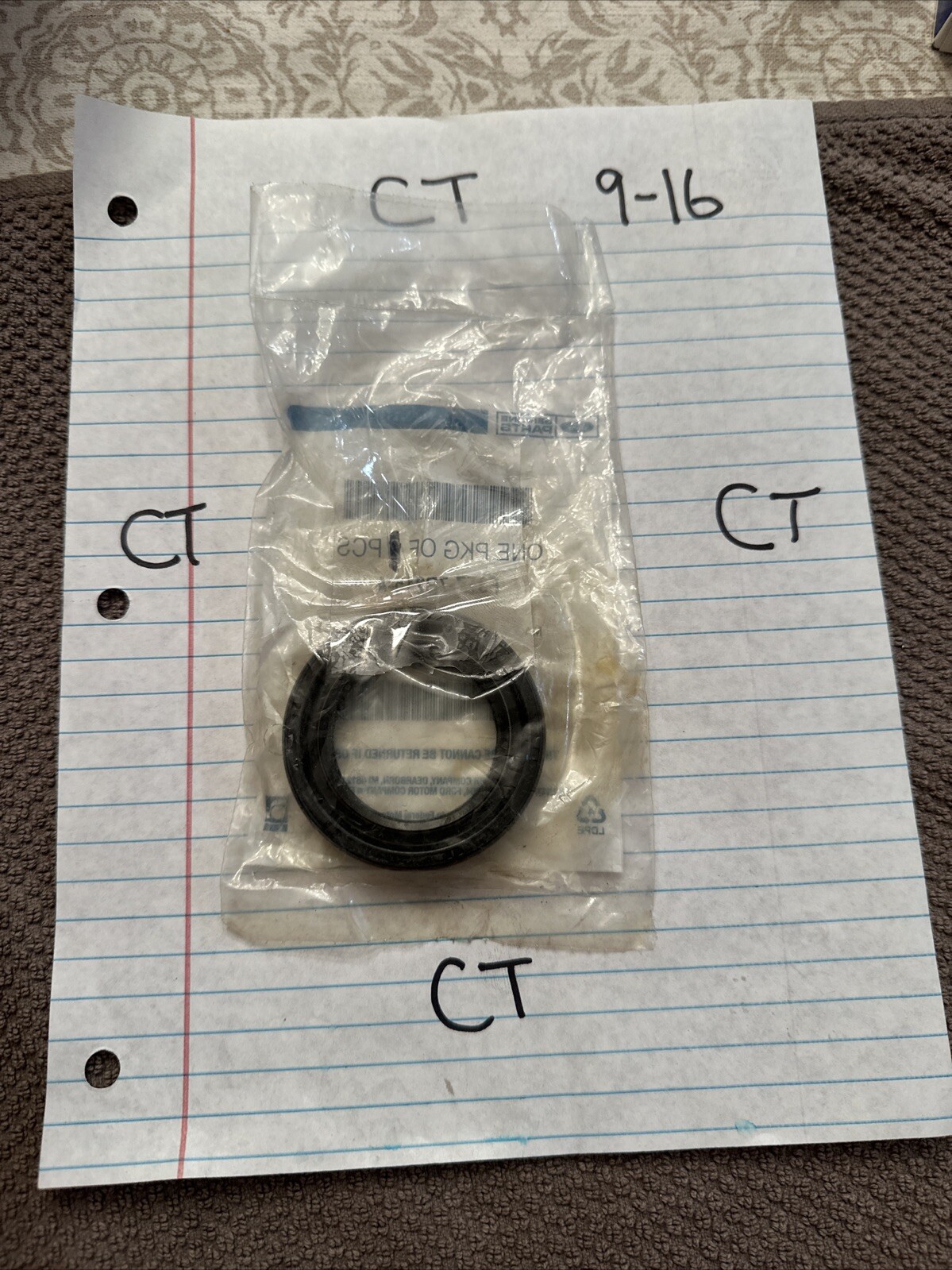 NEW - OEM Ford F3TZ-7B215-A Output Shaft Seal - Image 3