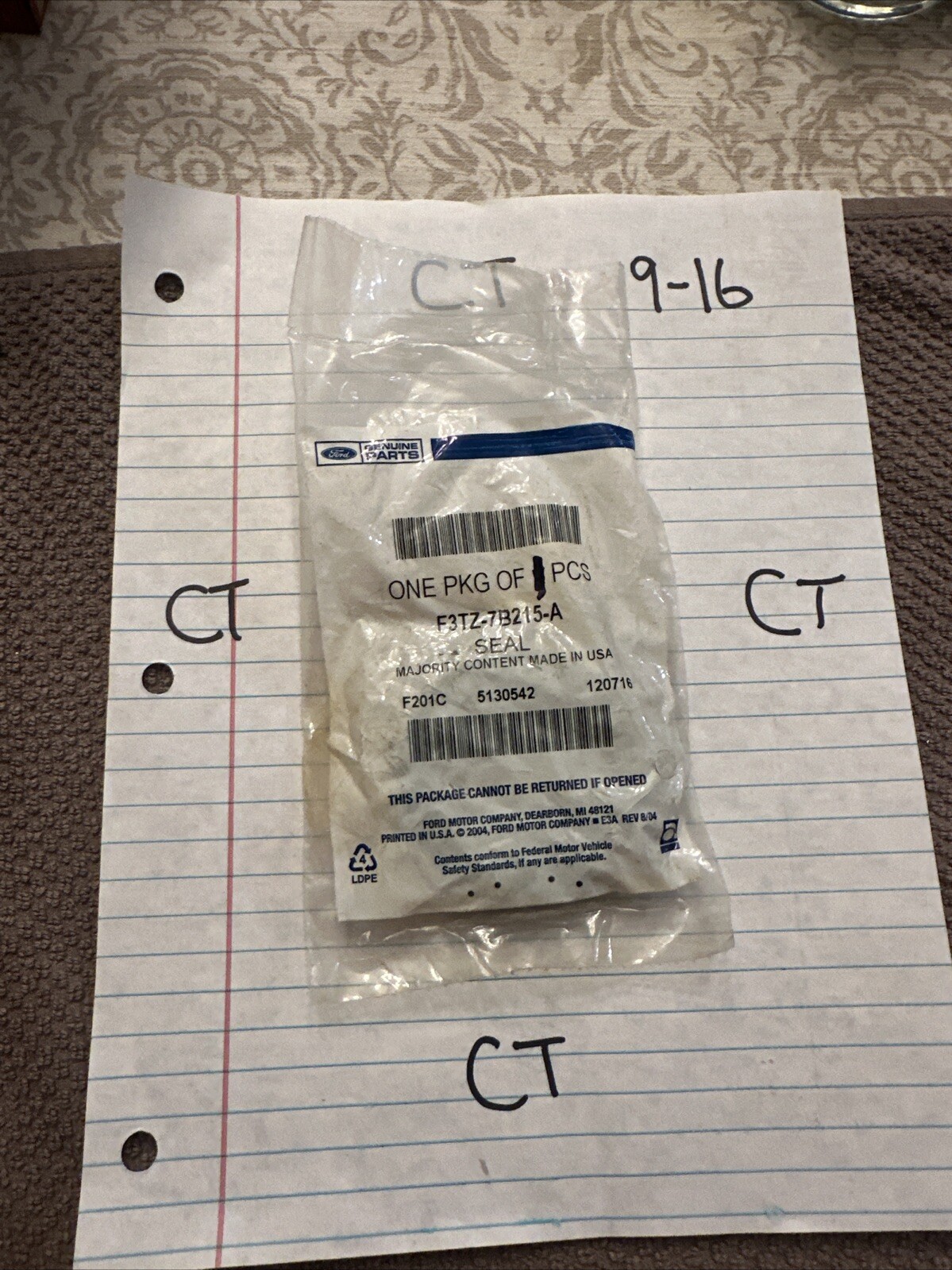 NEW - OEM Ford F3TZ-7B215-A Output Shaft Seal