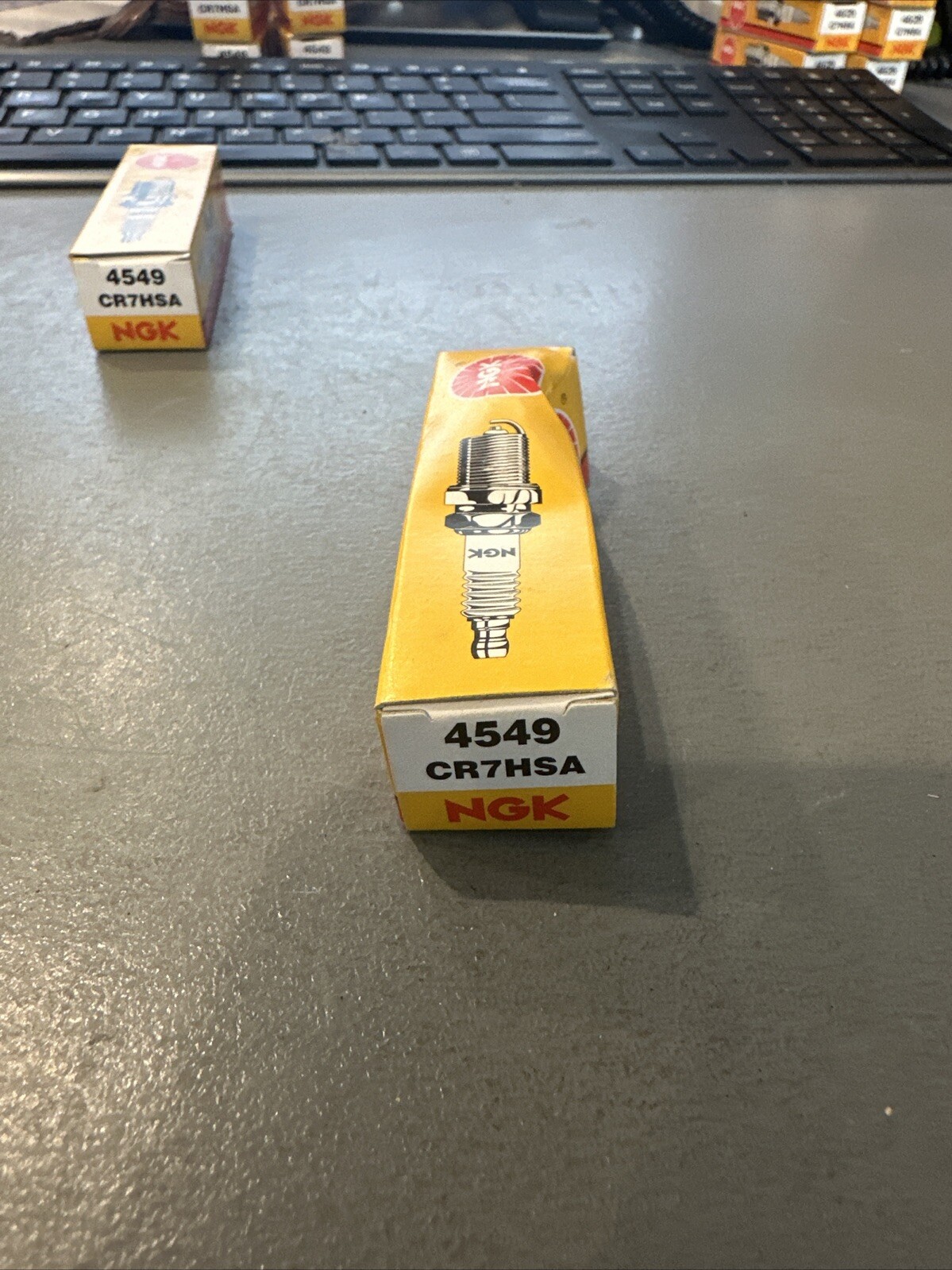 NGK CR7HSA Spark Plug 4549