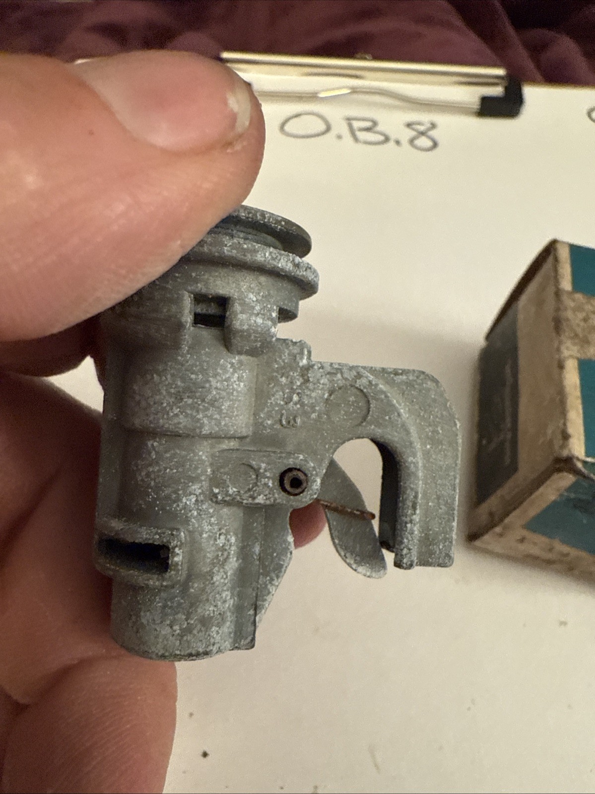 NOS 1970 CHEVROLET CHEVELLE CAMARO GLOVE BOX LOCK CYLINDER CASE 546155 3957092 - Image 4