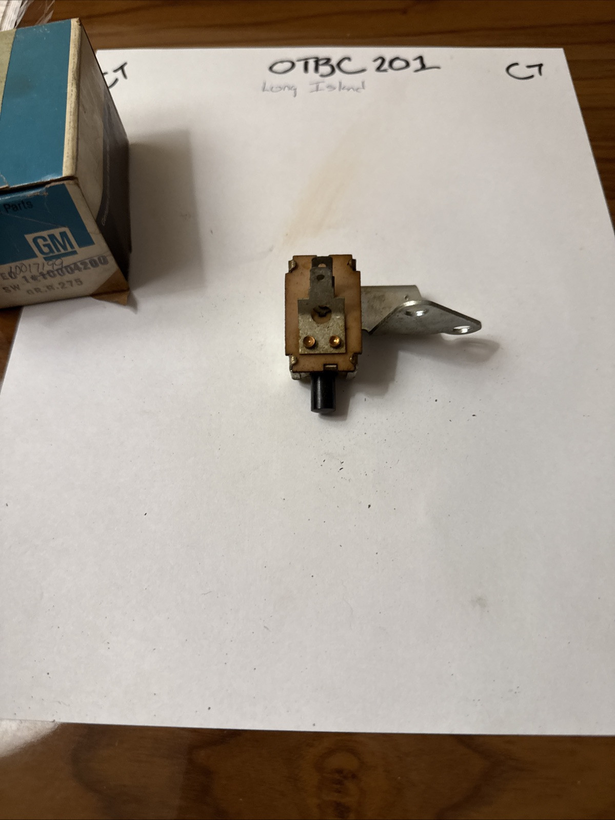 NOS 1979- 1983 BUICK CHEVY PONTIAC OLDS A/C Compressor Cutoff Switch 10017199