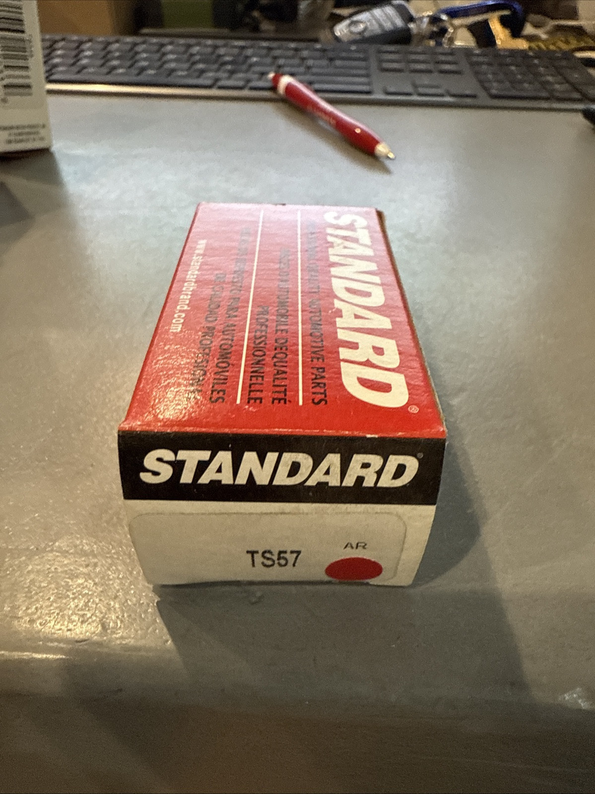 NOS Engine Temperature Sensor Genuine CARQUEST/STANDARD MOTOR PRODUCTS TS57