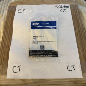 NOS FORD HARDWARE BOLT PART NUMBER W503524-S437 LOT OF 4 NEW