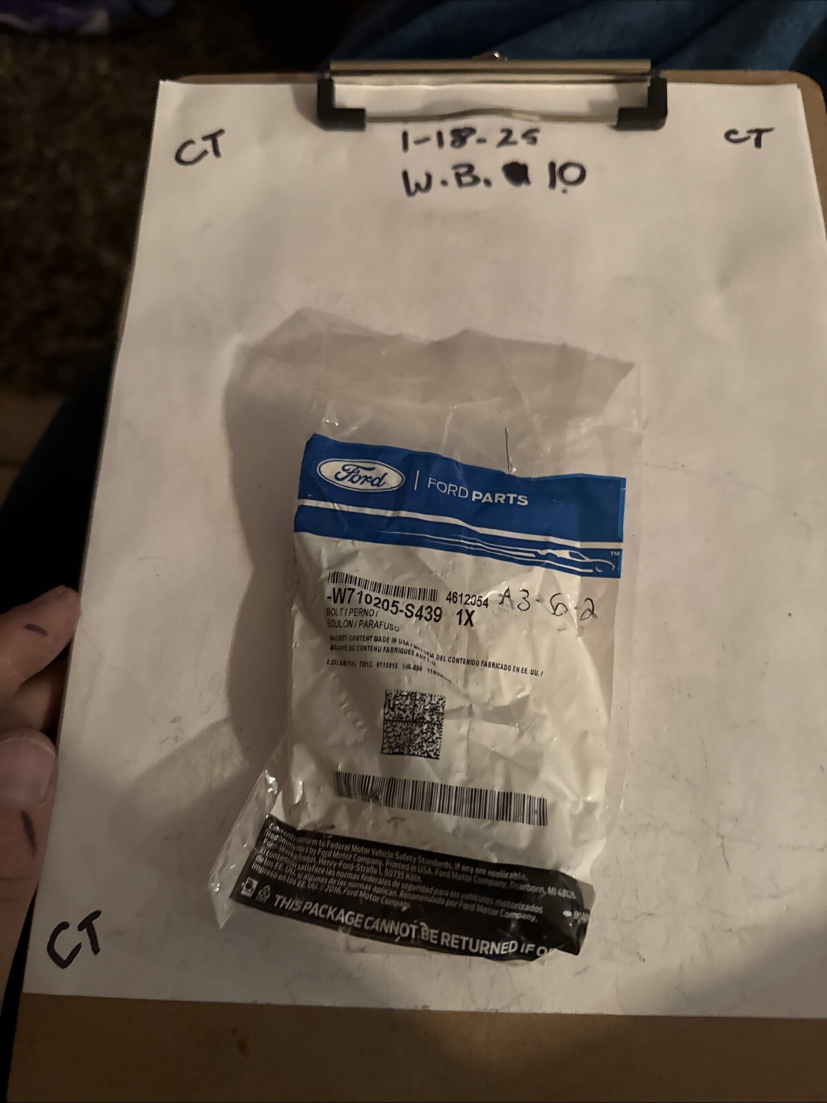 New Genuine Ford Bolt W710205S439 / W710205-S439 OEM
