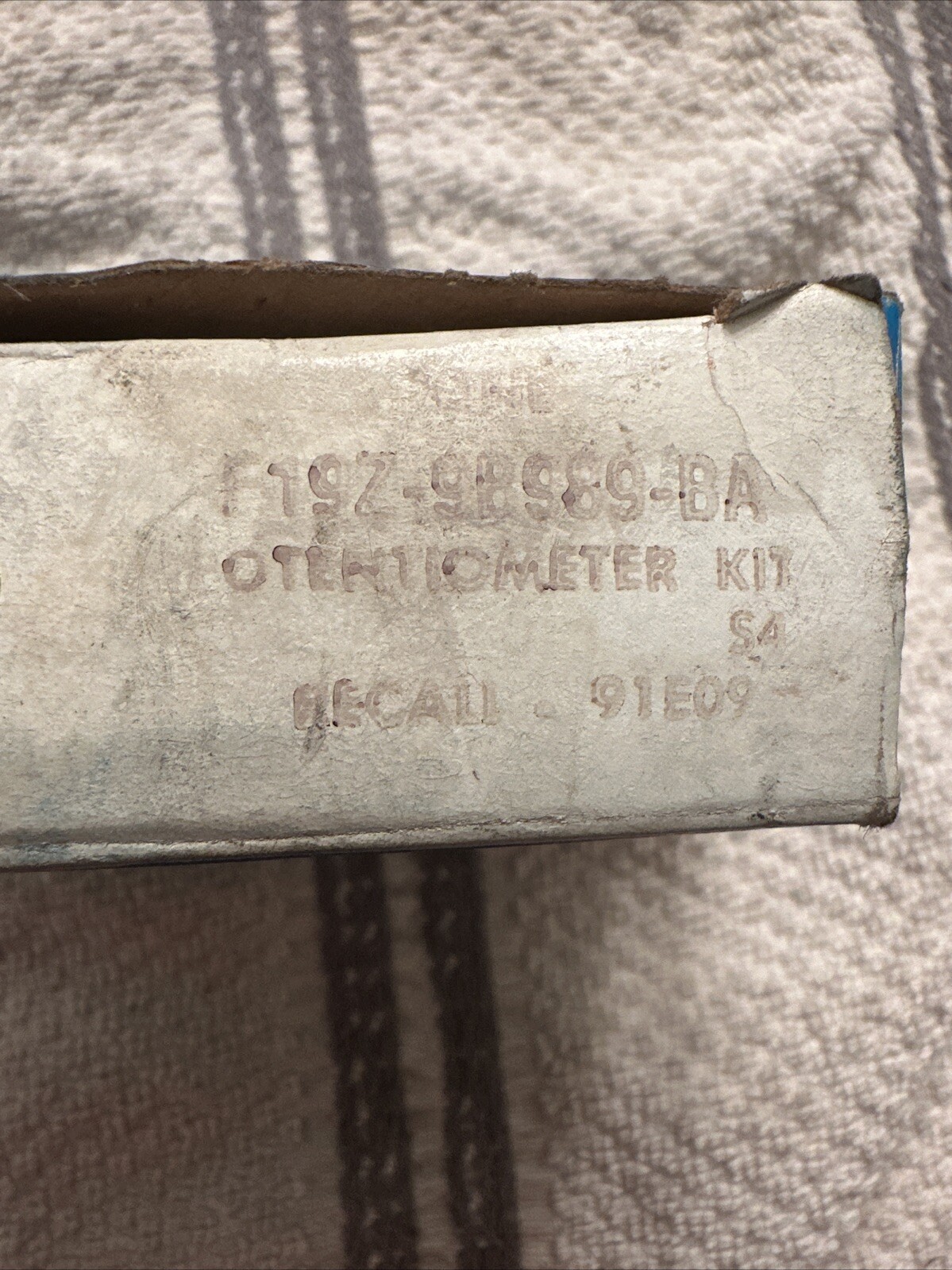 New Genuine Ford F19Z-9B989-BA Throttle Position Sensor OEM 1990’s Ford